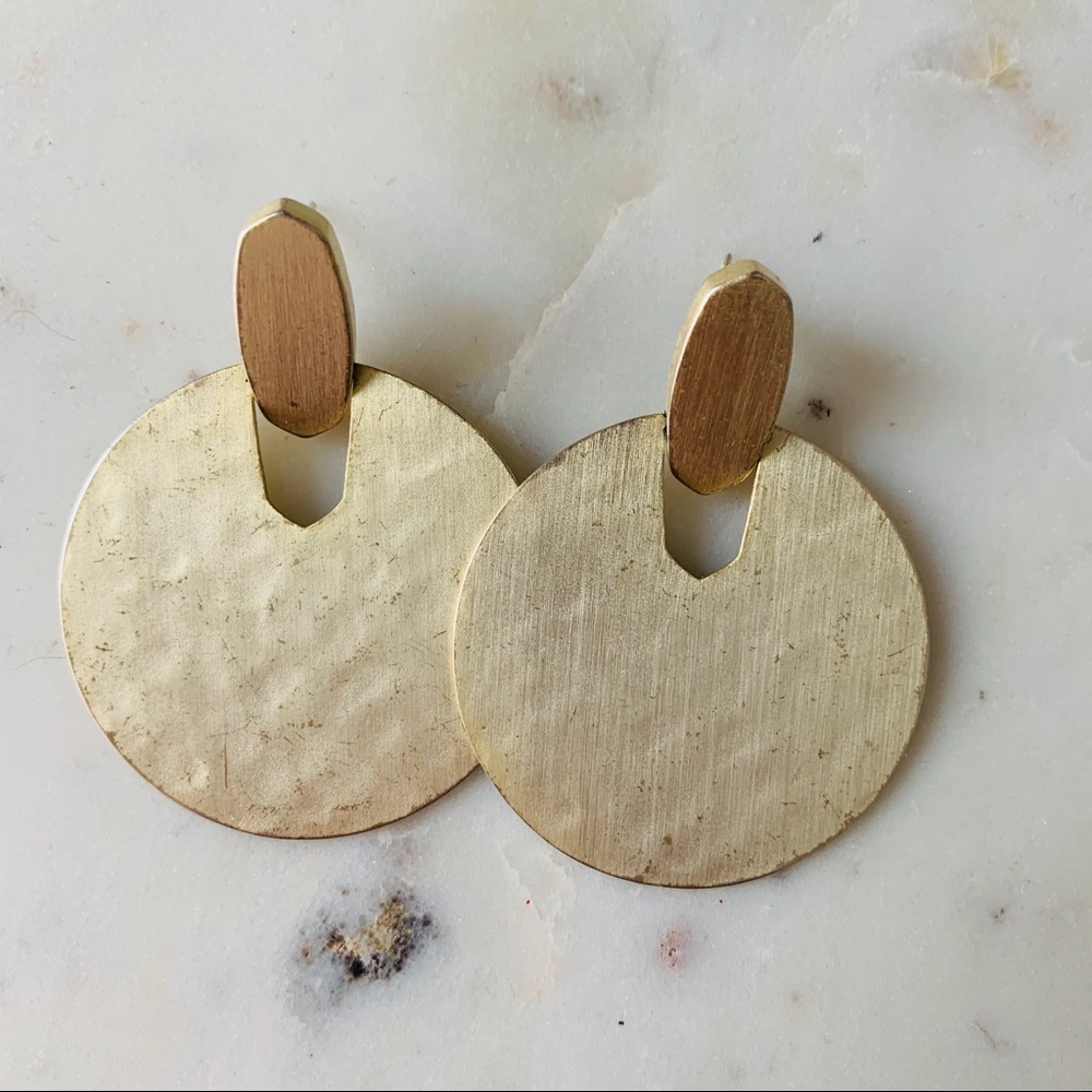 Kendra Scott | Gold Bangle Earrings
